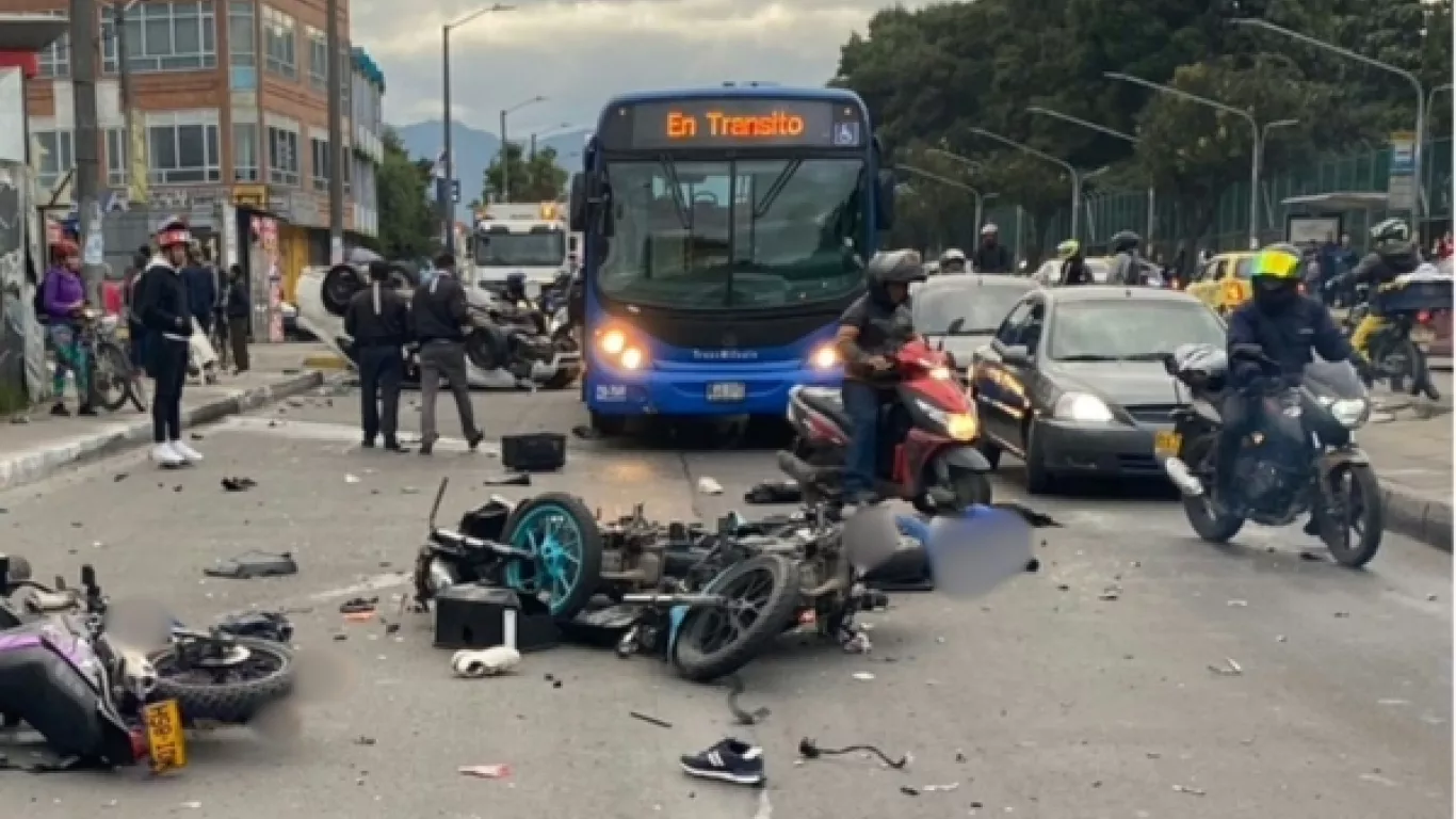 Siniestro vial sobre la AV. Mutis en Bogotá