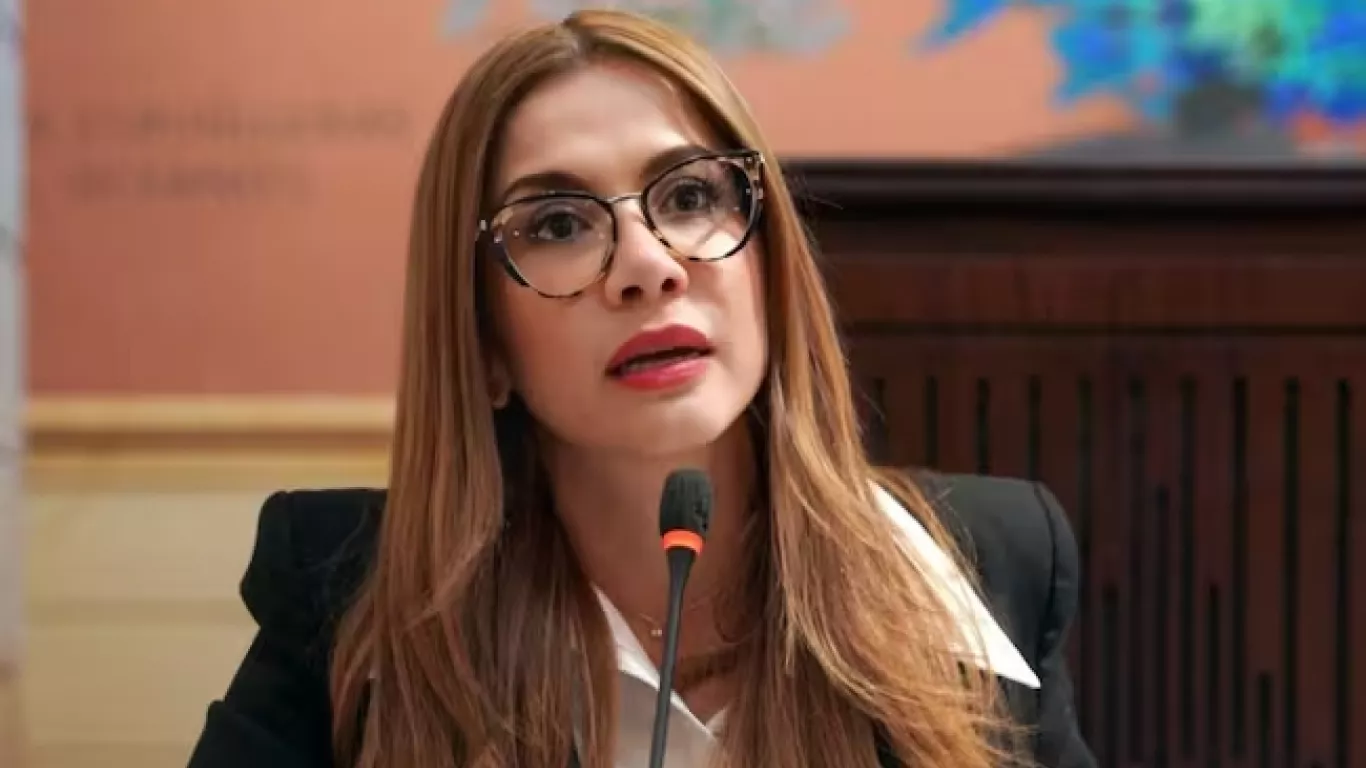 Representante Juvinao denuncia irregularidades icetex