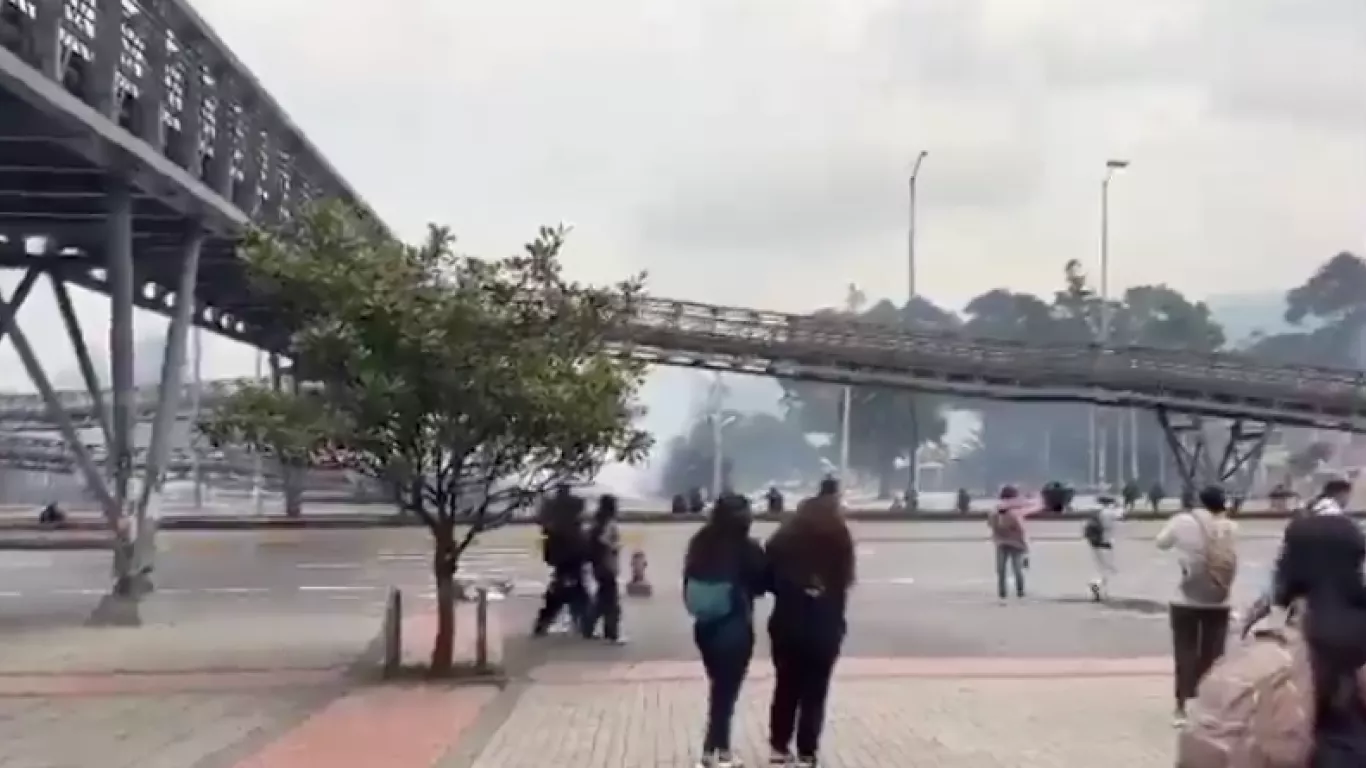 Disturbios hoy 17 Embajada 