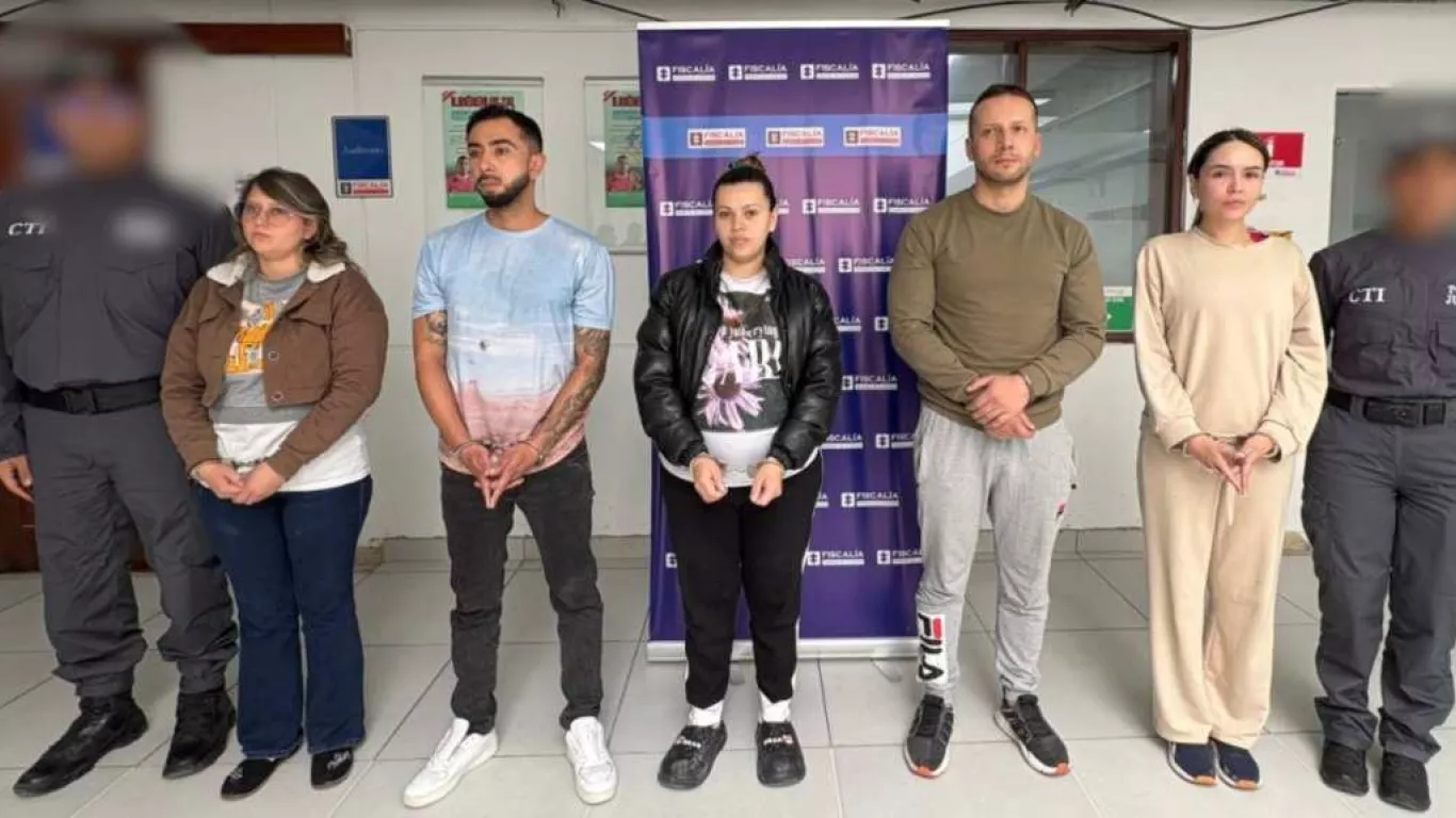 Presuntos estafadores de falsas compras y ventas de vehículos