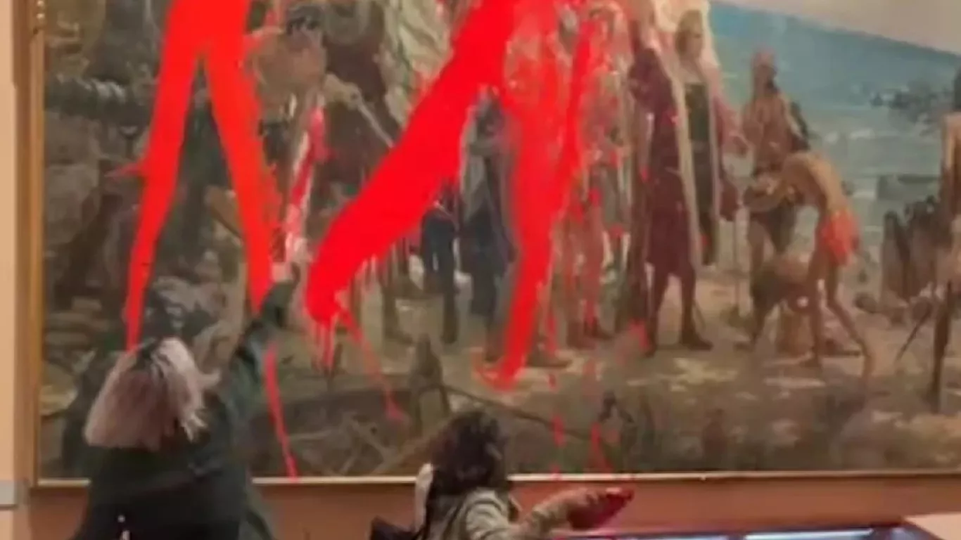  vandalizan un cuadro de Cristóbal Colón