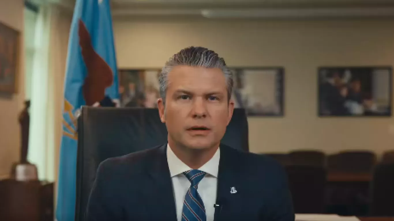 Peter Brian Hegseth, secretario de Guerra de los Estados Unidos