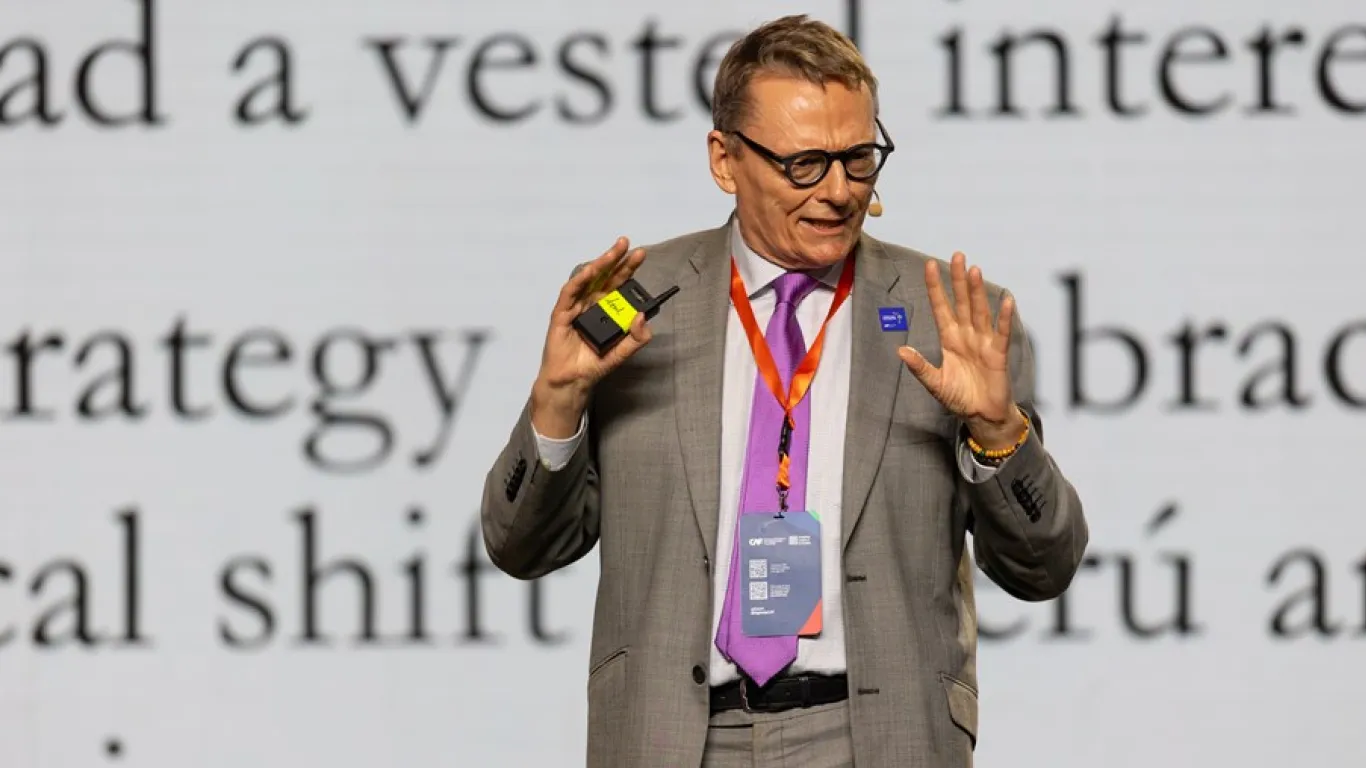 James A. Robinson, nobel de Economía