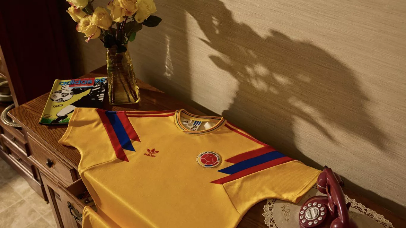 Relanzan camiseta de Colombia en Italia 1990 