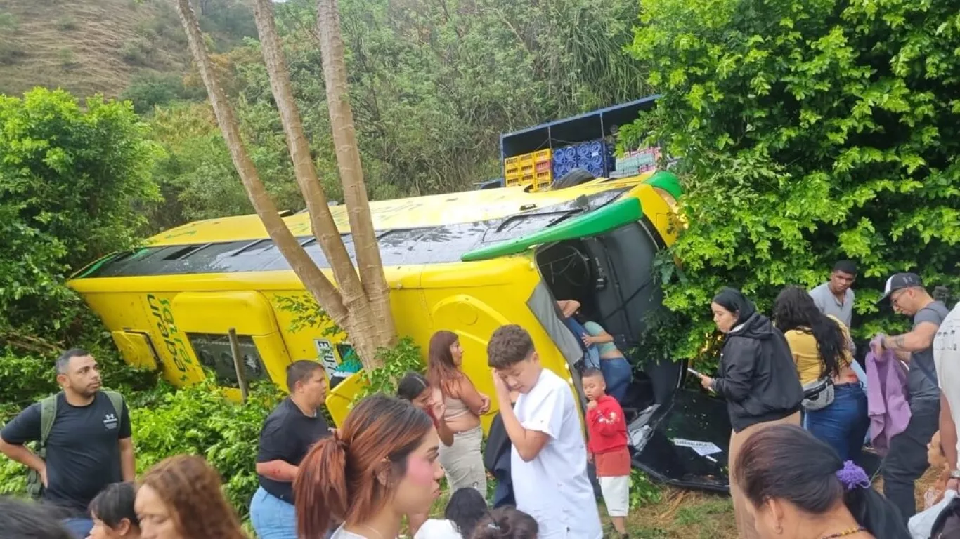 Accidente de bus intermunicipal en Antioquia en enero de 2026