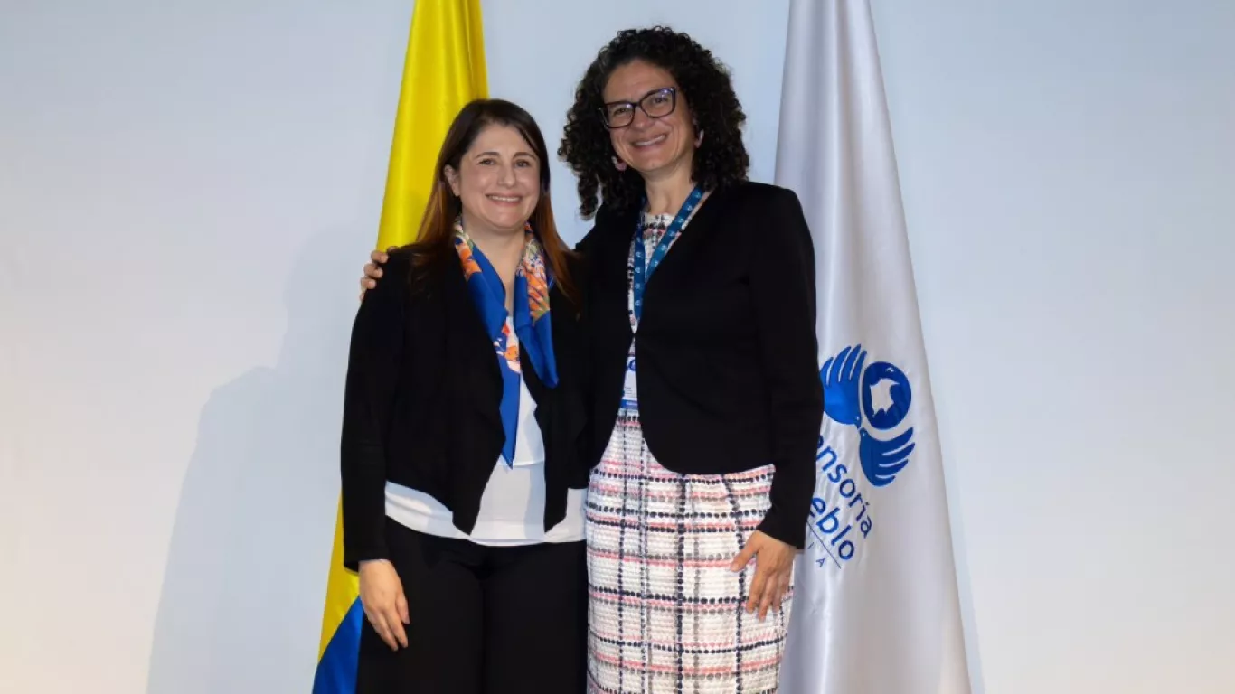 Paula Cristina Aponte