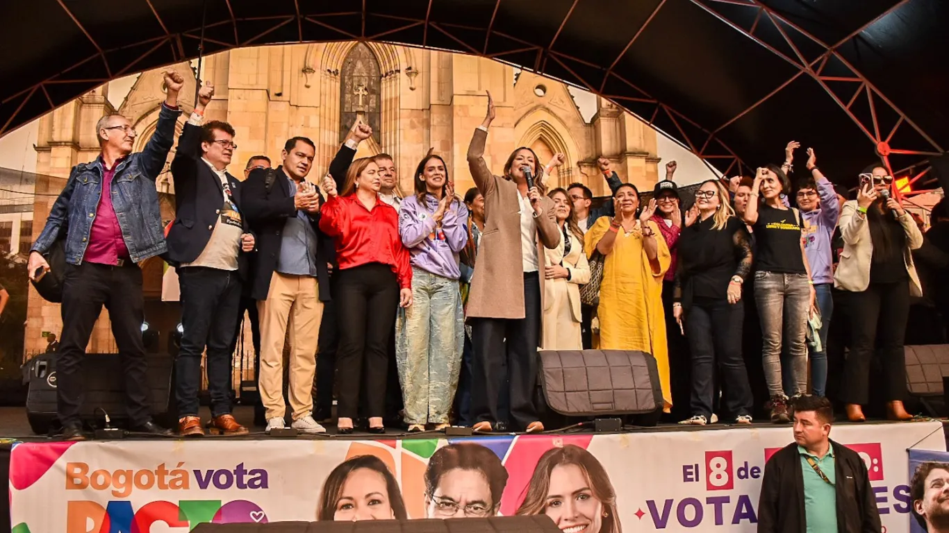 Carolina Corcho en evento público en Bogotá