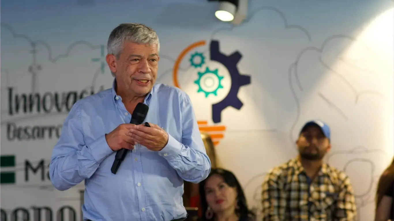 jorge ivan gonzalez 26