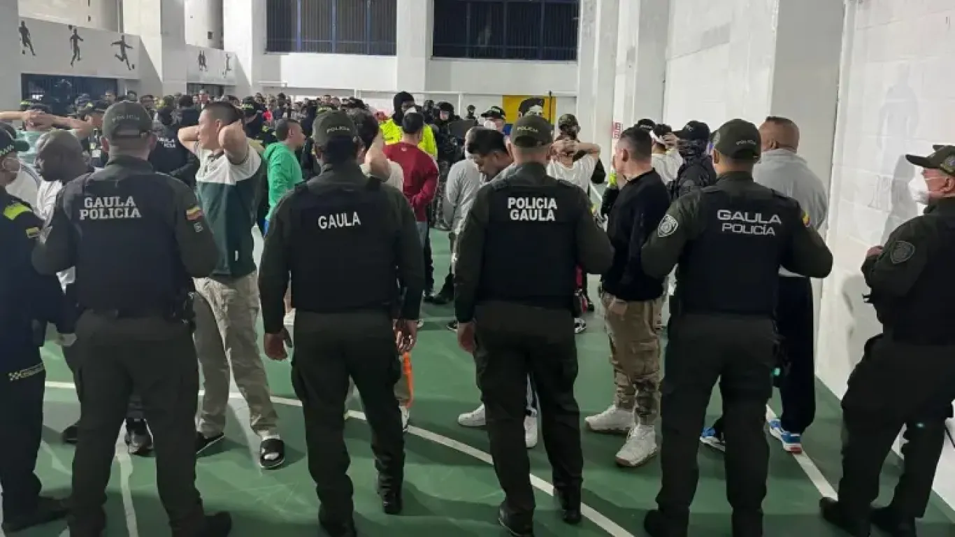 operativo en carcel pedregal