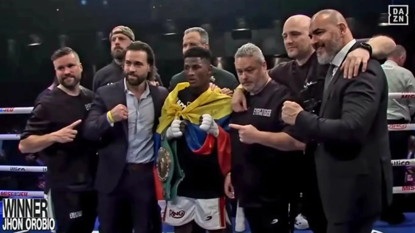 Jhon "El Tigre" Orobio a Yomar Álamo