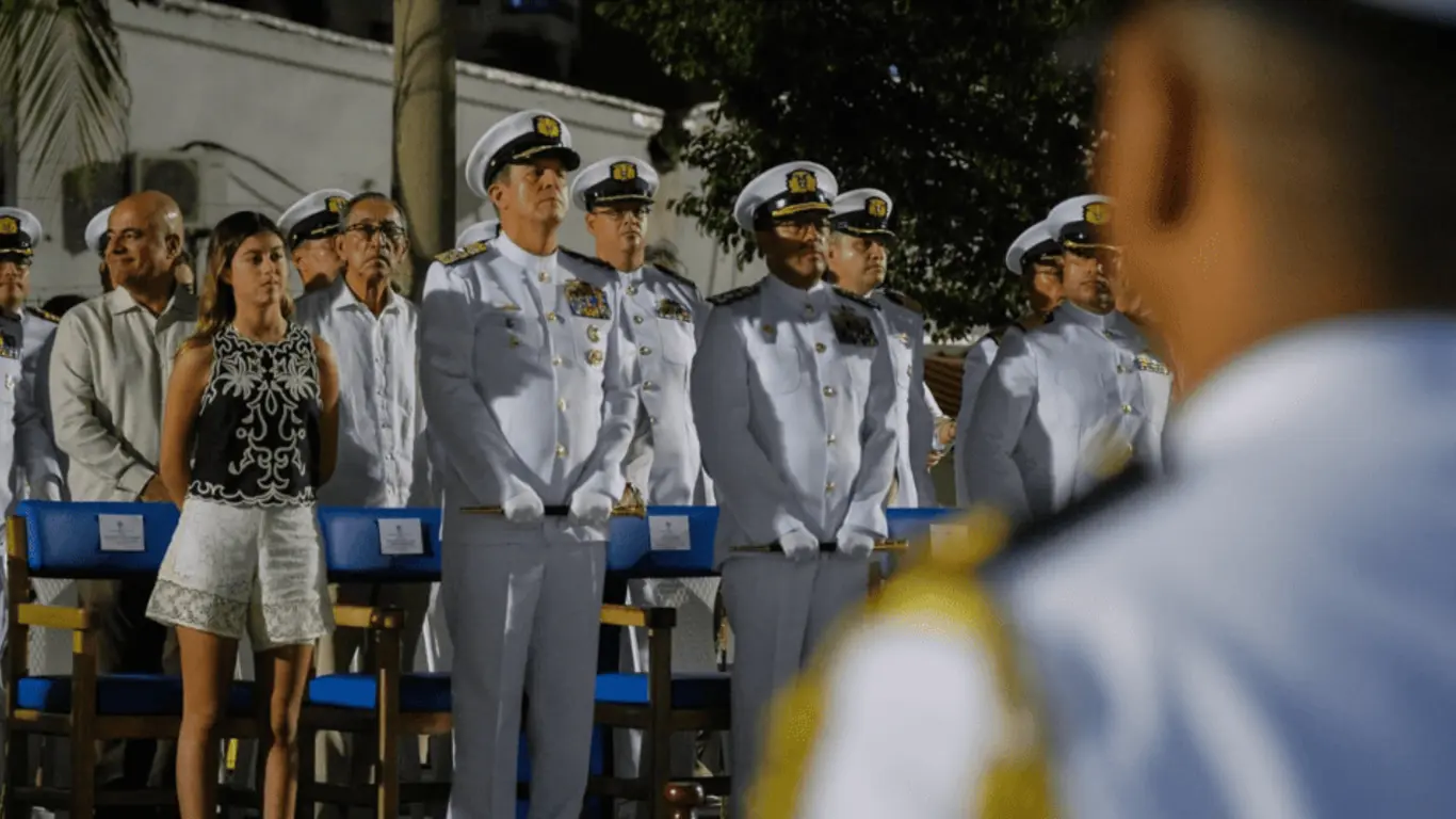 Designación de Antonella Petro como madrina del buque
