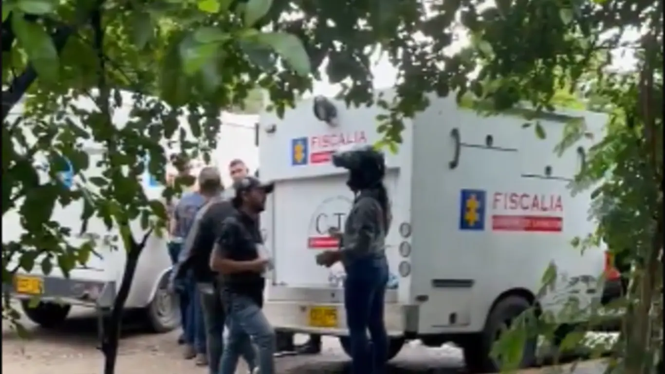 Autoridades en Soledad, Atlántico, haciendo el levantamiento de cadáveres