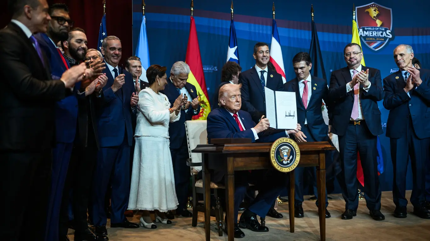 Presidentes participantes de la cumbre Escudo de las Américas en Miami