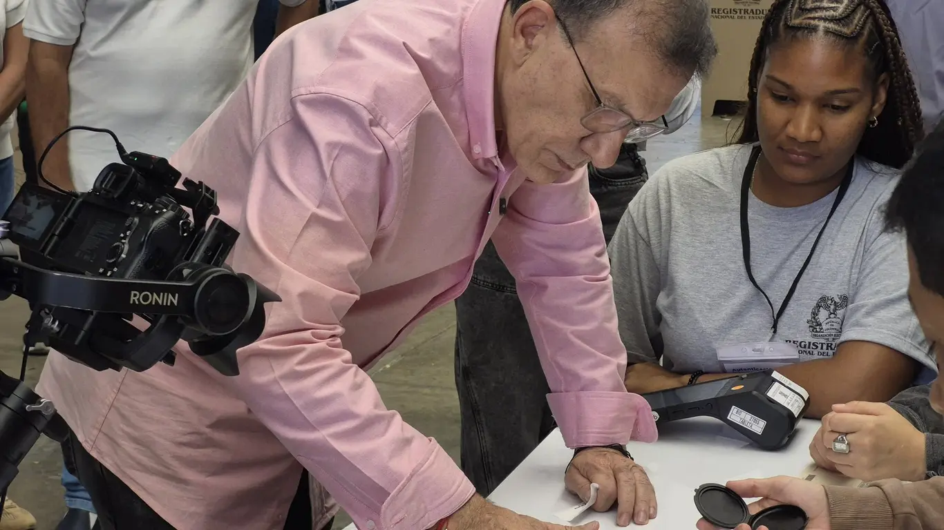 Roy Barreras marzo 26