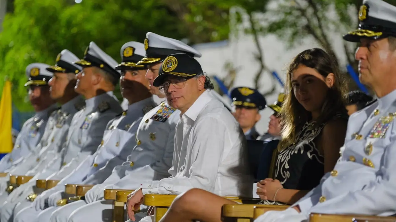 Designan a Antonella Petro como madrina del primer buque de guerra