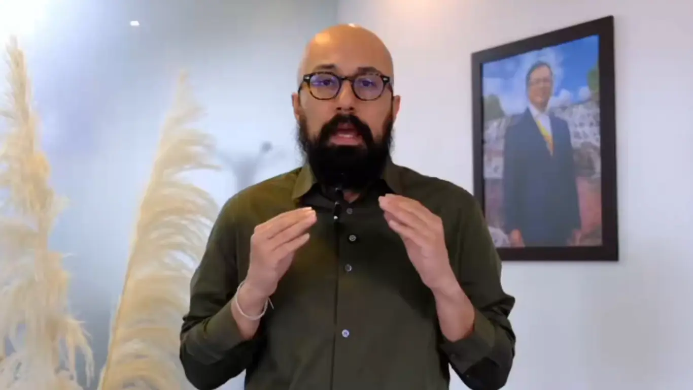 Carlos Carrillo, director de la UNGRD 26