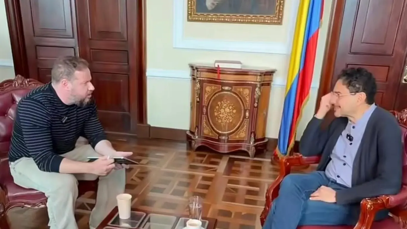 Iván Cepeda y Diego Ruzzarin