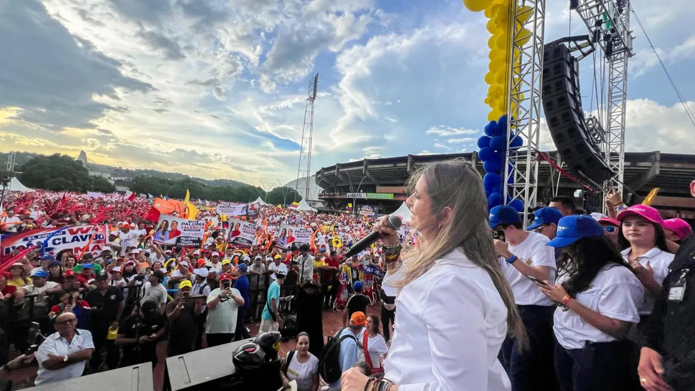 Paloma Valencia lanzó política para colombianos en el exterior