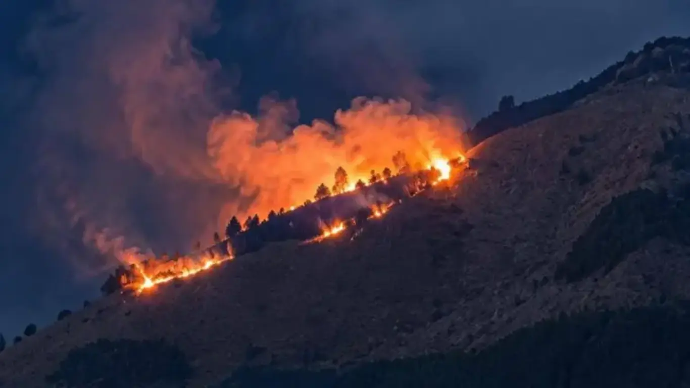 Incendio Cerro Quitasol en Bello