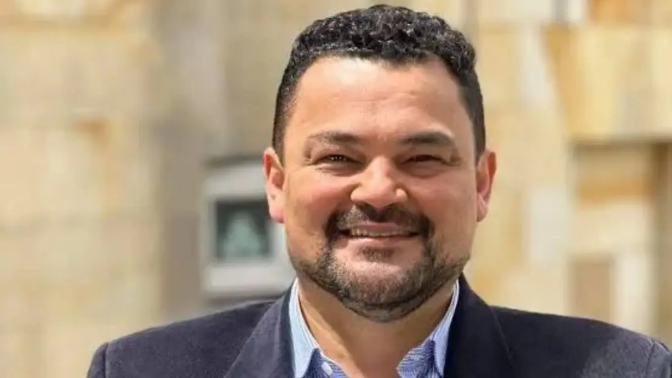 Representante a la Cámara Carlos Carreño
