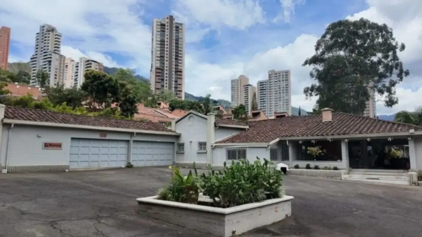 mansión que perteneció a Pablo Escobar