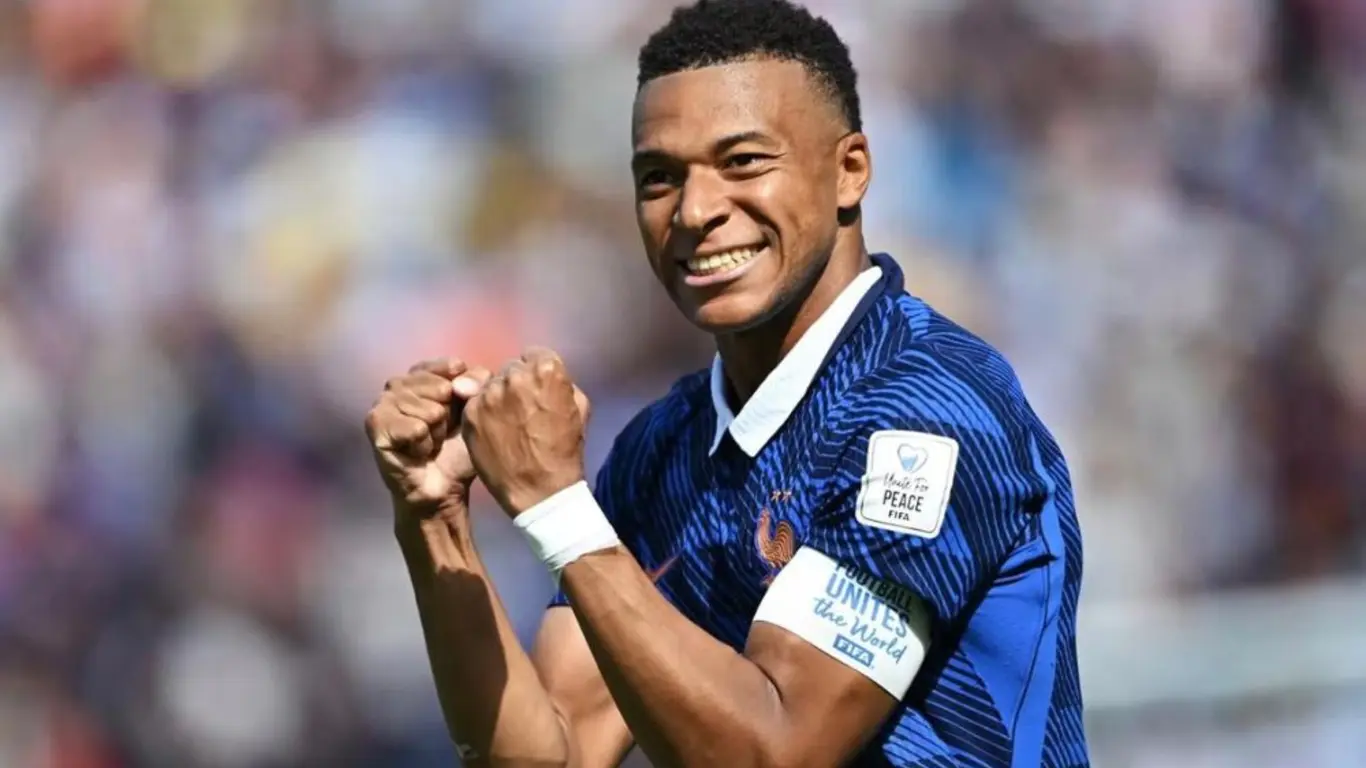 Francia gana 3 - 1 ante Senegal