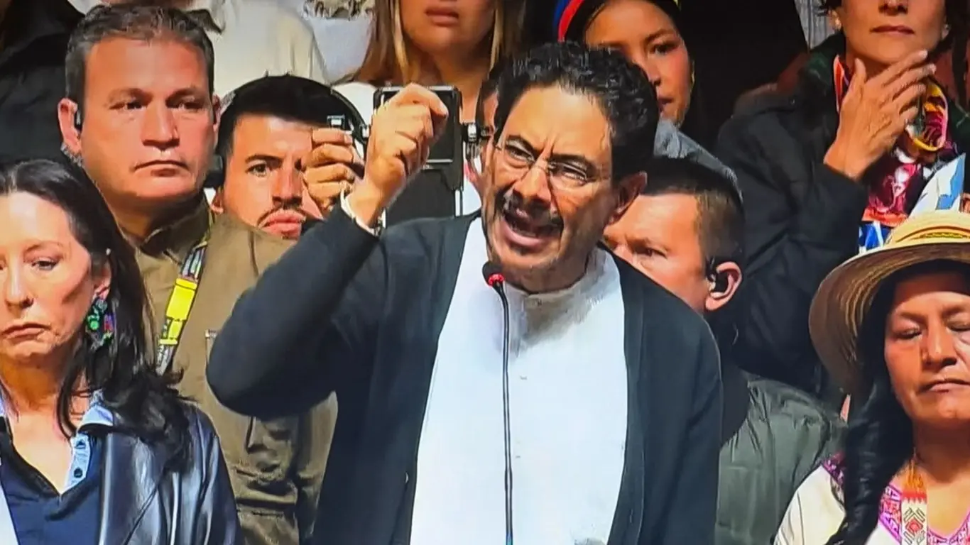Iván Cepeda reconoce el preconteo