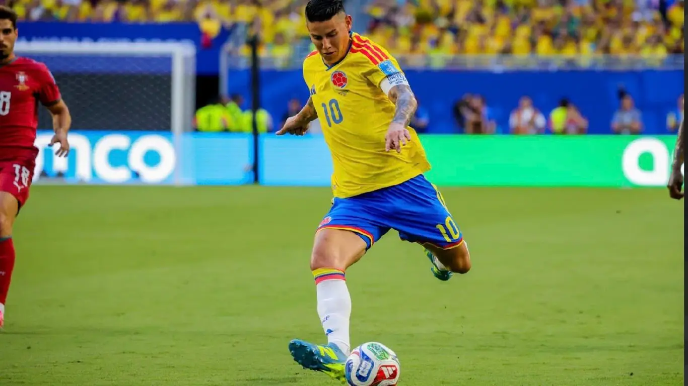 James Rodríguez volvió a ser el cerebro de Colombia