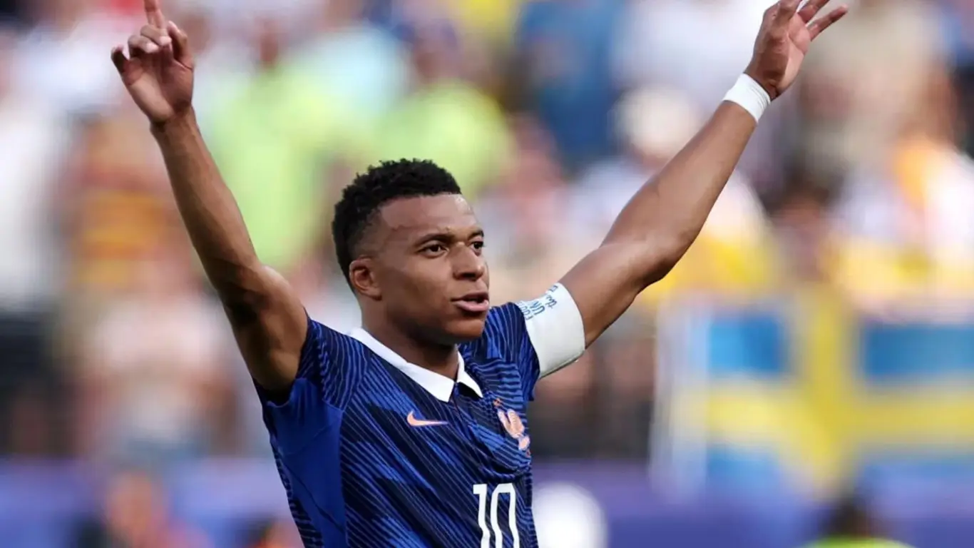 Kylian Mbappé Francia vs Suecia
