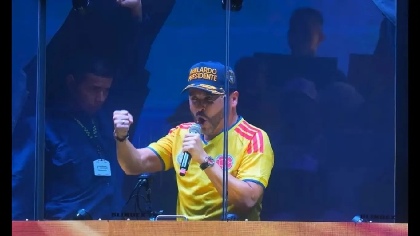Abelardo camiseta