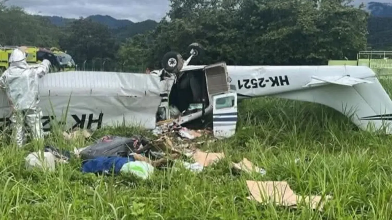 Avión La Macarena