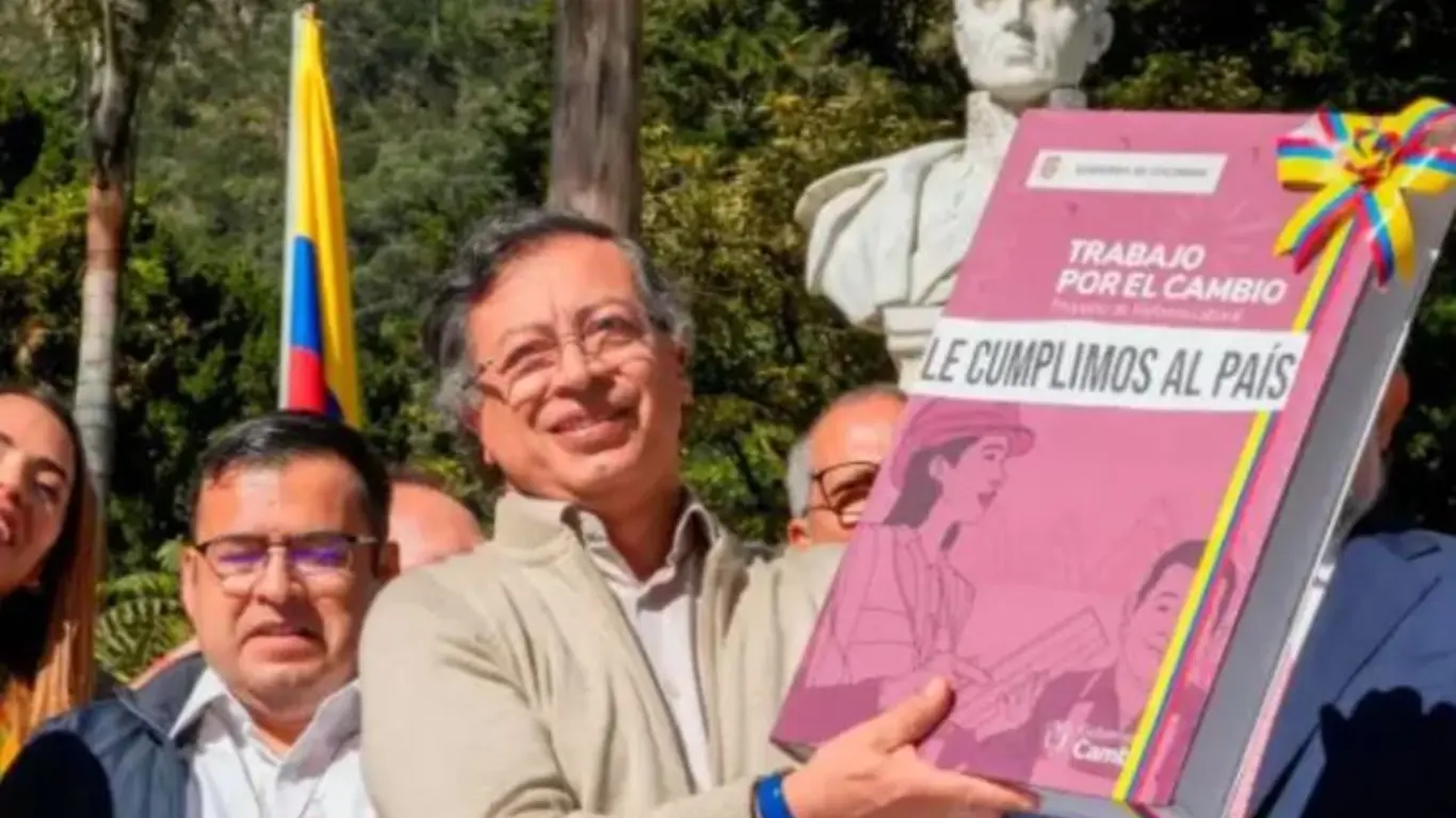 Gobierno expide cuatro decretos 
