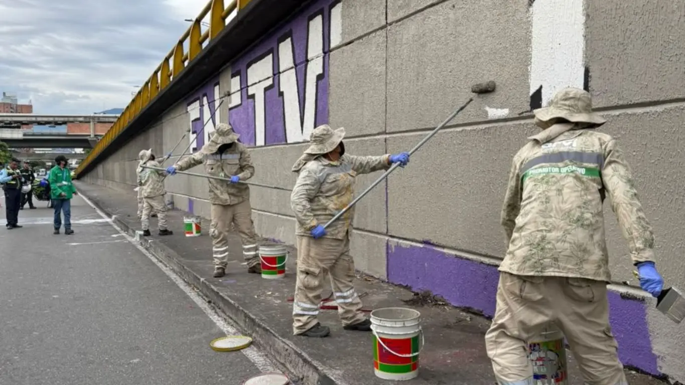 Mural Medellín polémica Fico y Petro