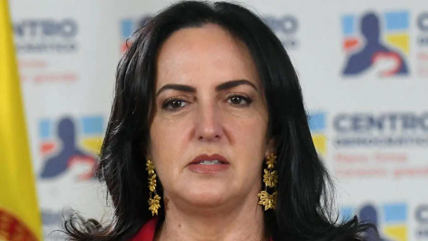 María Fernanda Cabal 5 n