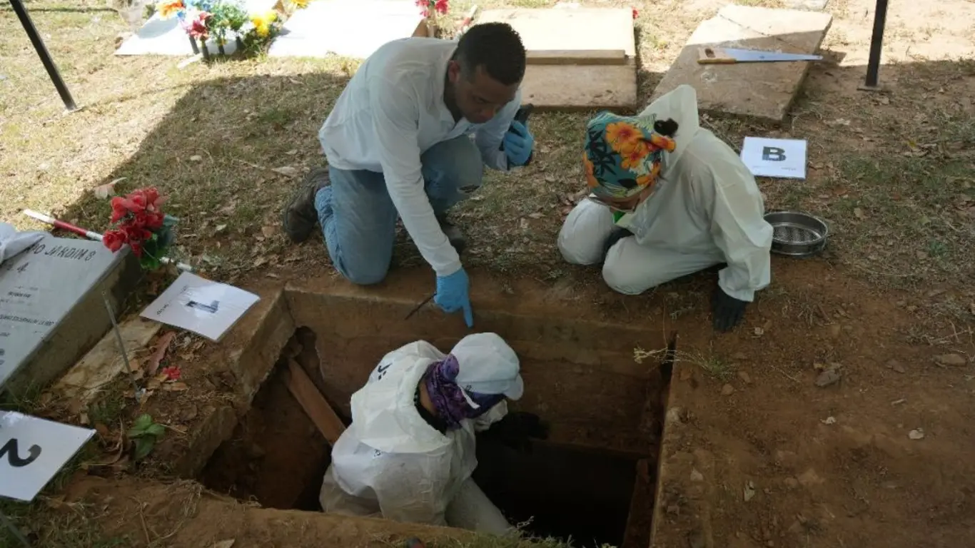 Recuperan 116 cuerpos en cementerio de Valledupar, Cesar