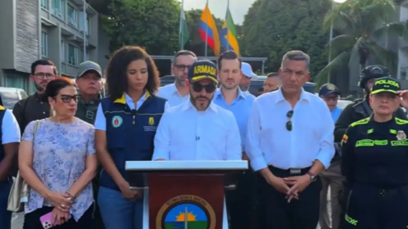Abelardo de la Espriella anuncia recursos y subsidios para damnificados