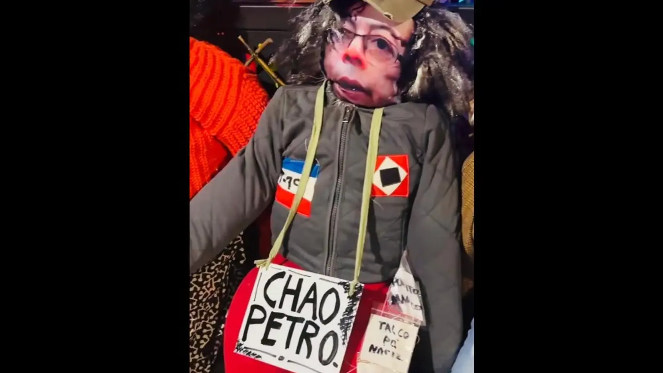 Muñeco Petro