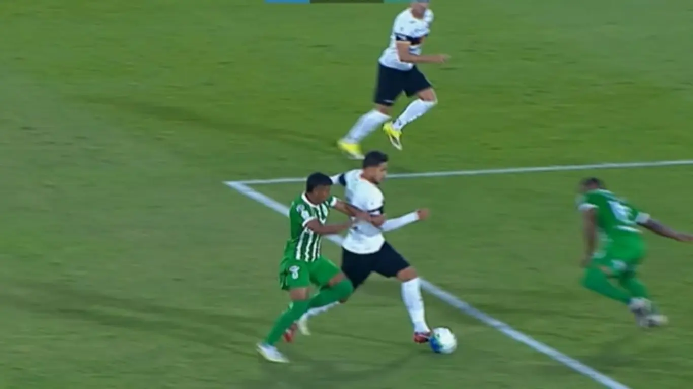 Audios del VAR revelan qué pasó con el gol anulado a Sanguinetti ante Nacional
