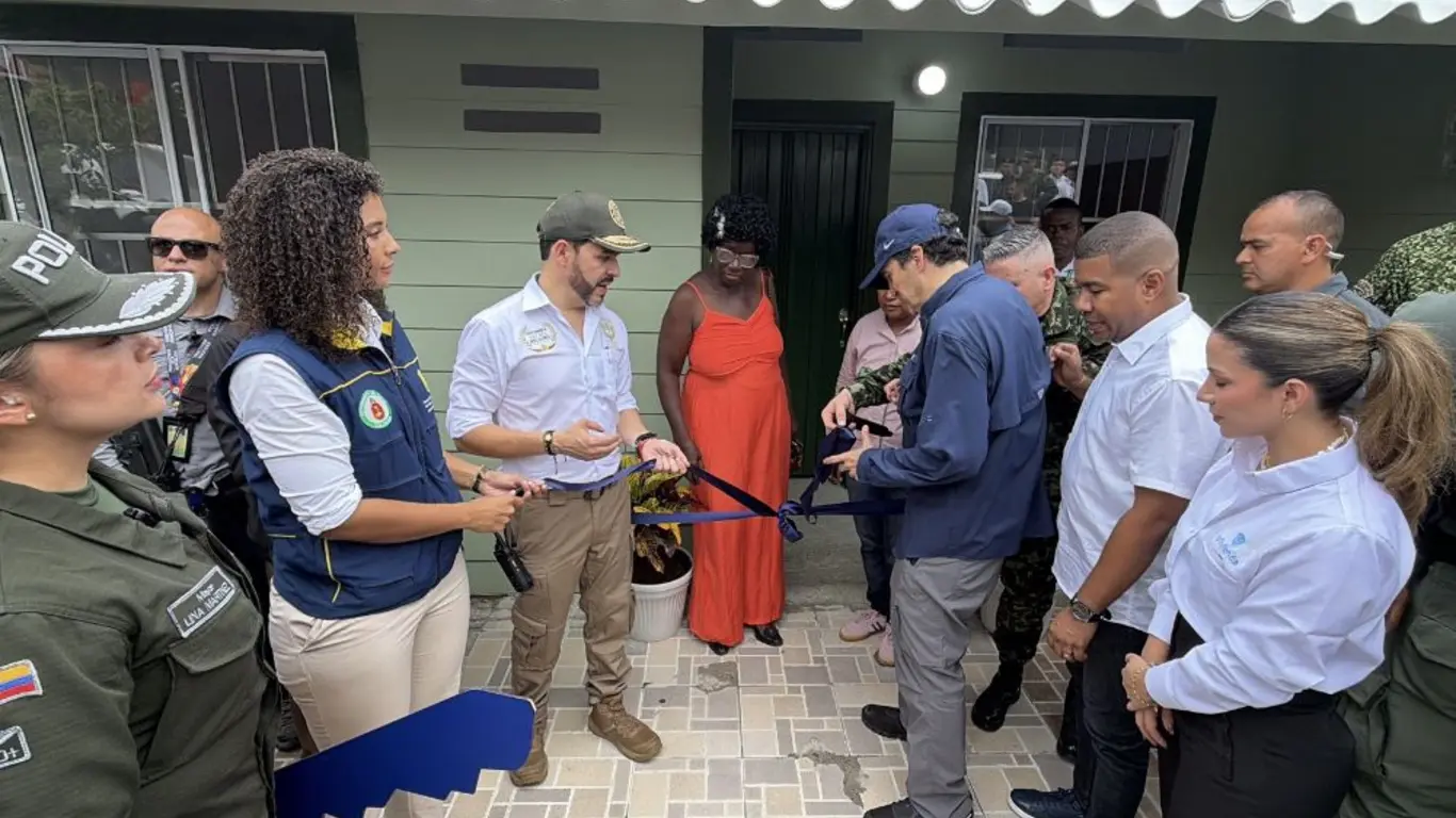 En Quibdó, Chocó entregan la primera de 1.000 viviendas para damnificados del terremoto