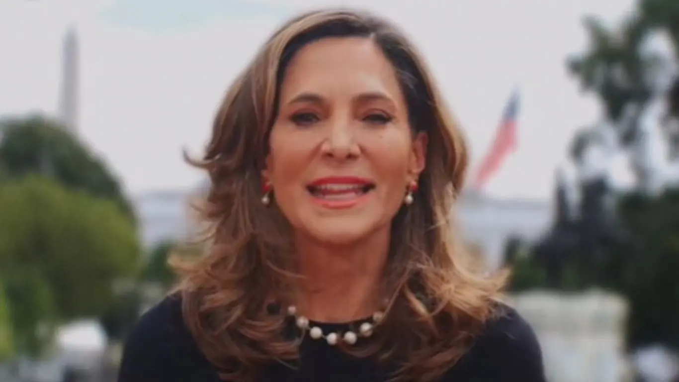 María Elvira Salazar cuestiona a Trump por deportaciones de hispanos