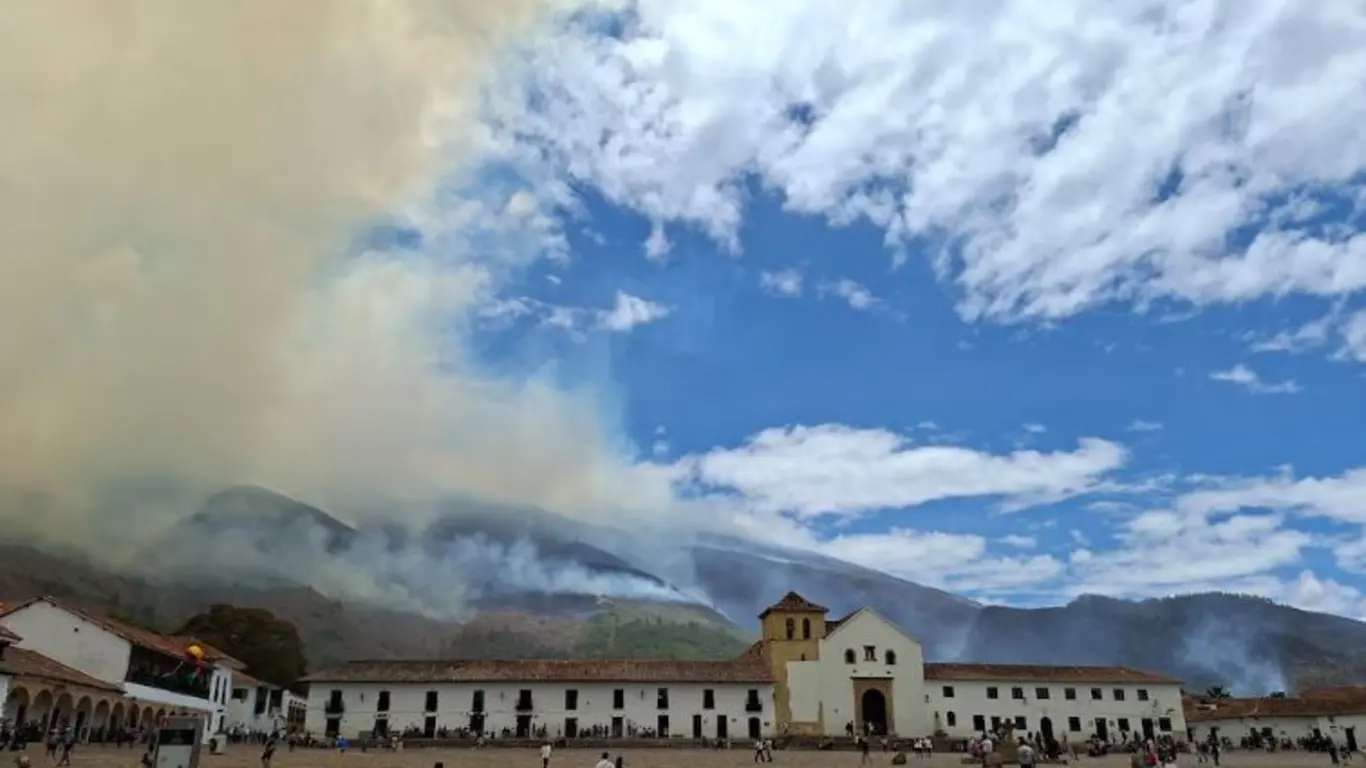 Incendio en Villa de Leyva: más de 30.000 litros