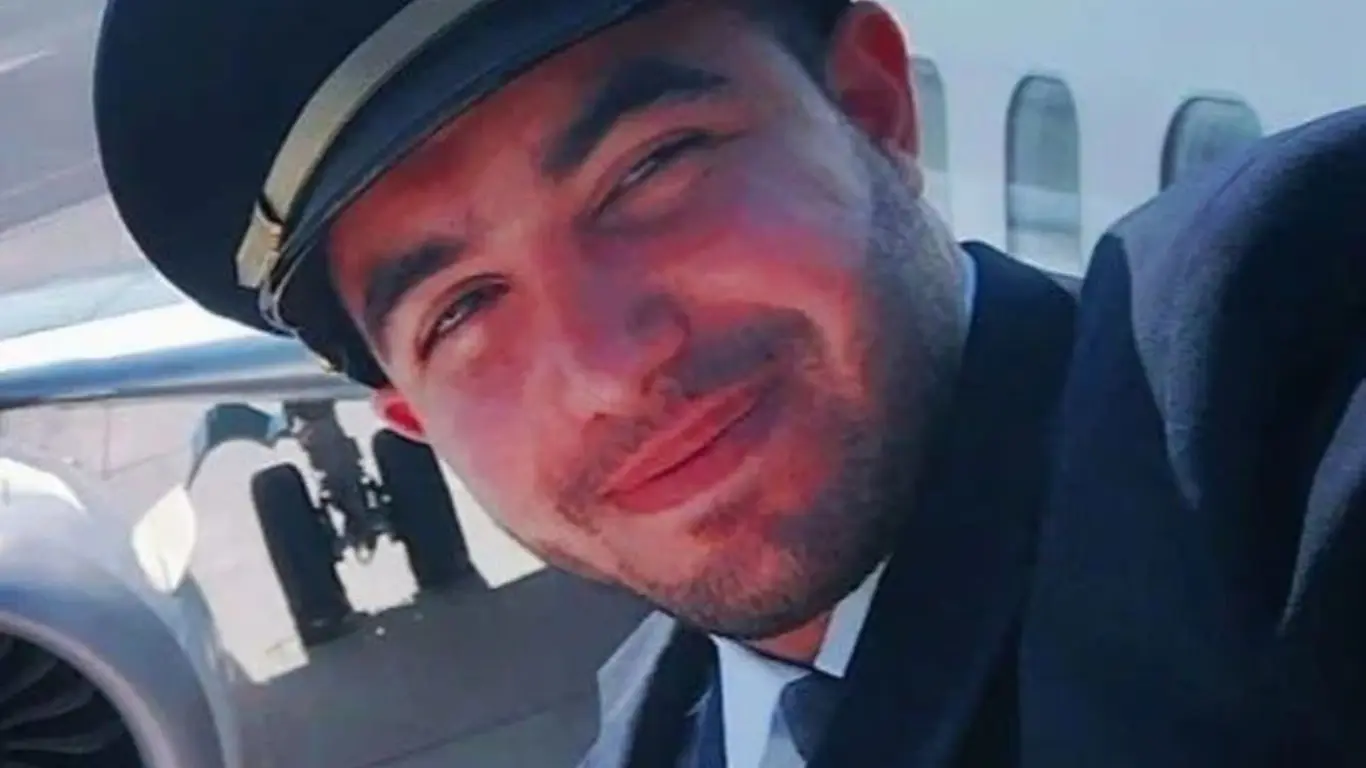 Hamam al-Hammami, copiloto de FlyDubai que atacó al piloto con un hacha en pleno vuelo