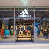 Adidas 12 Agosto