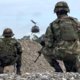 Soldados ejército 25