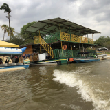 restaurante flotante puerto gaitán