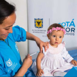 Vacunación infantil en Bogotá