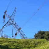 Torre de energía en El Bagre