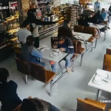 Imágenes de la cámara de seguridad del establecimiento. Captura de video