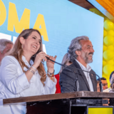 Paloma Valencia y Juan Daniel Oviedo 26