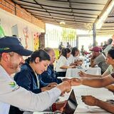 El presidente del Banco Agrario Hernando Chica lideró las brigadas